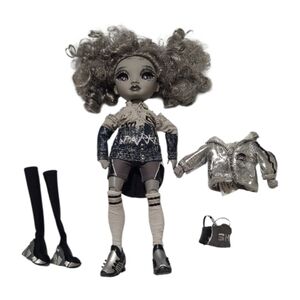Rainbow High Shadow High Doll Nicole Steel